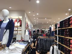 -优衣库(郑州丹尼斯大卫城店)