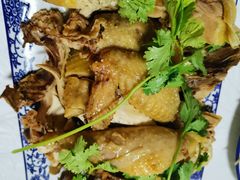-三江源美食城
