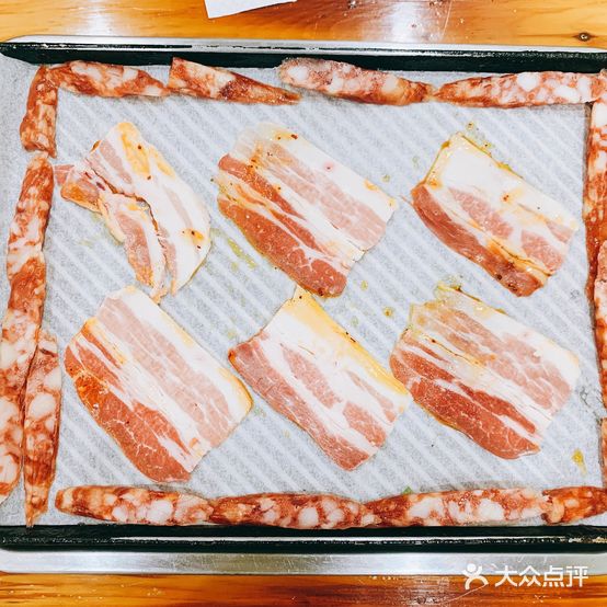 乡巴佬烤肉坊(林芝花园店)