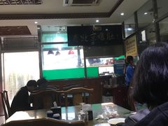 大堂-老爆肚满五香烧牛羊肉