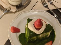 -luutosa  cafe & tea 鹿兔山