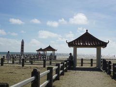 -东郊椰林