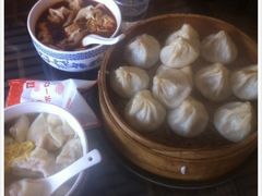 -笑来喜馄饨小笼工坊店(湖滨街店)