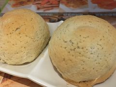 酥皮焗叉烧包-添好运点心专门店(深水埗店)