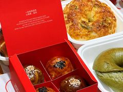 -HOT CRUSH趁热集合·现烤面包(环球港店)