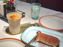 -阿妮叶李(光谷世界城店)