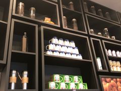 -星巴克臻选(广州高德置地秋广场店)