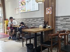 -黄阿姨锅贴大王(万航渡路店)