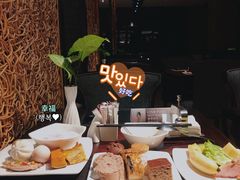 -三亚湾海居铂尔曼度假酒店