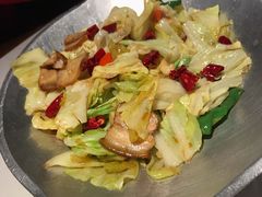 干锅手撕包菜-卯时·龙光雅宴·精致锡帮菜(惠山古镇店)