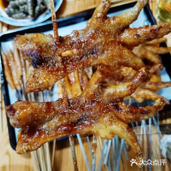 周记烧烤(东园街店)