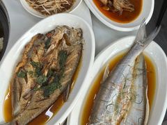 -丹水桥地锅鱼·翘嘴鲌·地方特色全鱼宴(丹江口大坝店)