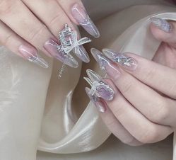 -Fanni美甲美睫皮肤管理
