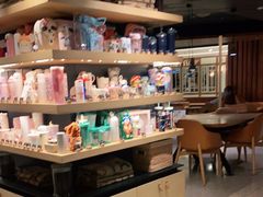 零售区-星巴克臻选(国贸商城首店)