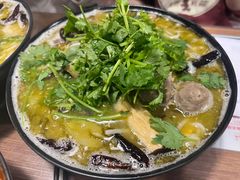 -肥汁米蘭香港米线(定西路店)