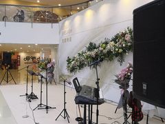 -新田360广场(上海华侨城店)