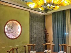 -丁里羊肉小镇(天鹅湖总店)
