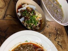 -钟方模白家肥肠粉(春熙店)