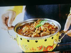 -隔壁老王·家常云南菜(花巷店)
