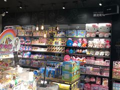 -酷乐潮玩(颛桥万达店)