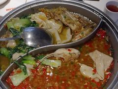 -阿瓦山寨·湘菜现炒·剁椒鱼头王(咸阳总店)
