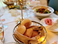 餐前面包-Kathleen's Waitan 凯圣琳江景西餐厅(外滩店)