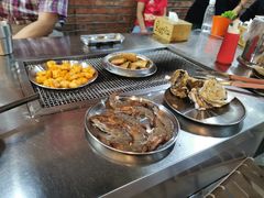-马路牙子烧烤音乐酒馆(望京店)