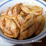 蜜汁蒜香烤翅，好吃到舔手指～