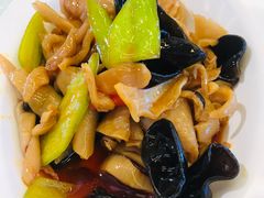 -赶海部落海鲜城(海阳路店)