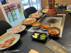 -臻牛烤肉