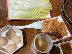 -阿润打边炉·鲜切鸡煲(华漕店)