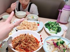 -吕氏疙瘩汤·新派鲁菜(欢乐汇店)