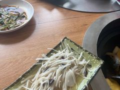 -北京龙庆四季香农家饭庄·灶台鱼·碳烤虹鳟鱼(龙庆峡店)