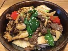 铁板菌香牛肉-天山传奇新疆菜(SKLP店)