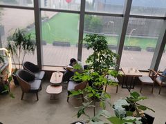 -半山书局(新世纪商城店)