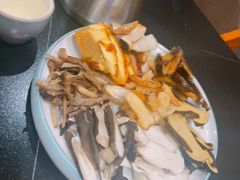 -野菌皇海景野生菌火锅(滨海大道店)