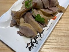 -东方既白(黄兴路大润发店)