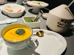 -左庭右院鲜牛肉火锅黑金店(陆家嘴中心店)