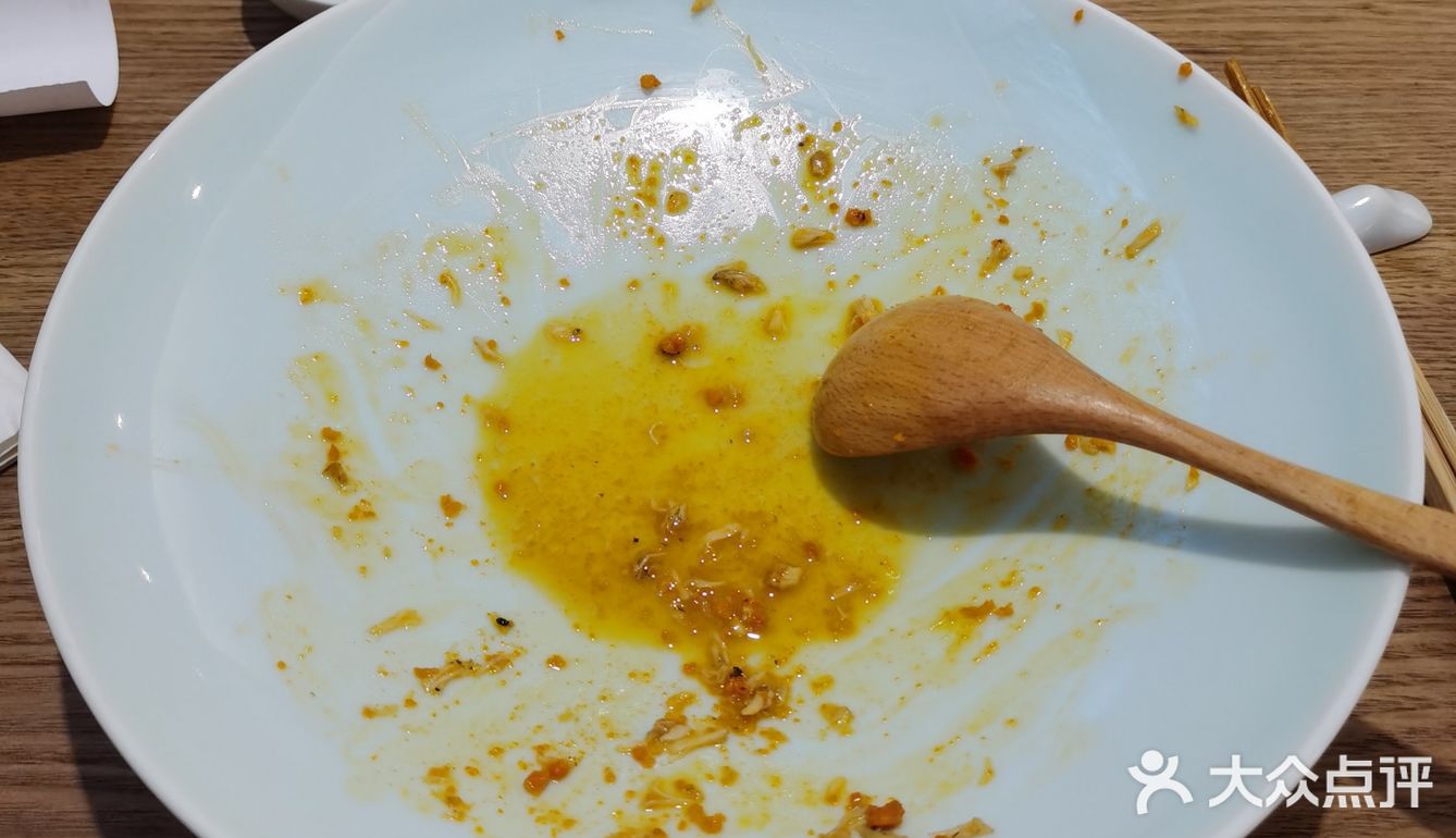 健身完吃一份蟹黄拌面犒劳自己一下