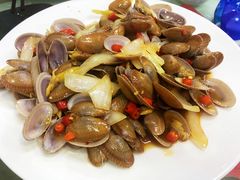 -小辣妹川味海鲜加工店(第一市场椰风巷店)