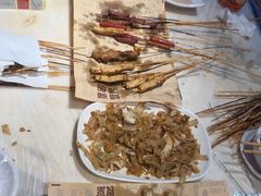 -老街烧烤大排档·地道湖北菜·龙虾馆(汉口火车站店)