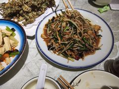 炒合菜-华盛园卷子王农家菜水库鱼
