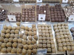 -VENCHI 闻绮(北京国贸商城店)