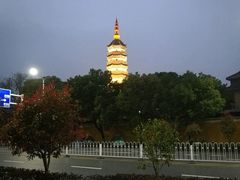 景点：振风塔夜景-迎江寺