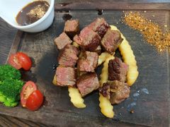 -猪肉佬中西餐厅(松佛路店)