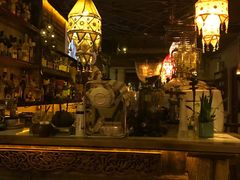 -城墙外BAR