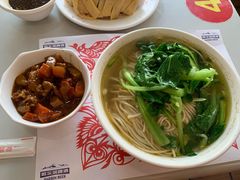 -月亮房·白斩鸡(娄山关路店)