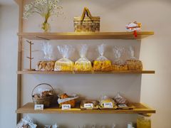 面包甜点陈列柜-RAN BAKERY