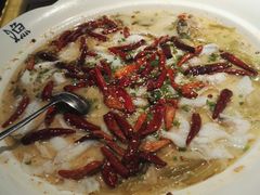 -江渔儿酸菜鱼(万科东荟城店)