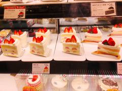 -巴黎贝甜(大宁国际商业广场店)